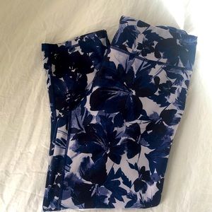 Fabletics womens yoga capris